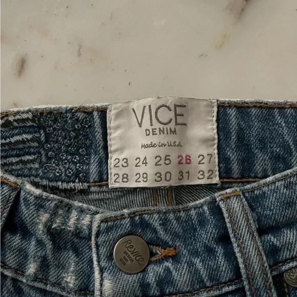 Revice Farrah High Waisted Distressed Jeans Medium Wash Size 26 Made in USA - Picture 8 of 9